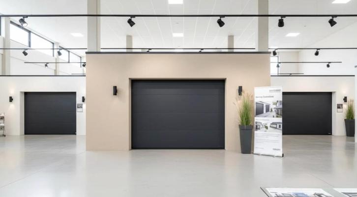 sectionale garagepoort automatisch showroommodel, Bricolage & Construction, Fenêtres & Moustiquaires, Comme neuf, Enlèvement