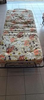 2 opplooibare bedden, Huis en Inrichting, Slaapkamer | Slaapbanken, Ophalen