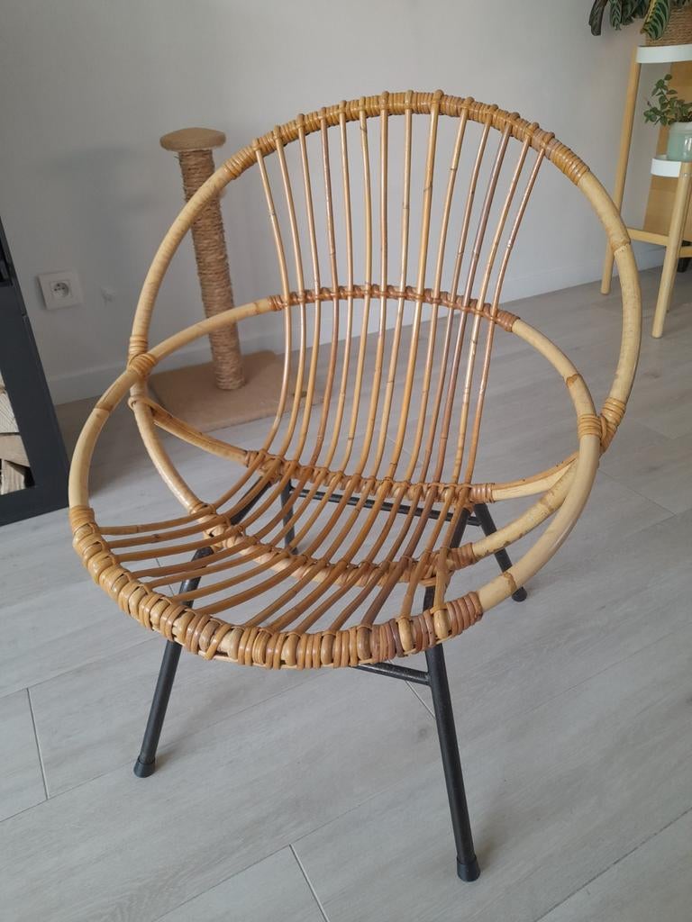 2  vintage rotan stoelen, Huis en Inrichting, Stoelen, Ophalen