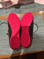 chaussures de football pour gazon artificiel, Enlèvement ou Envoi, Utilisé, Chaussures