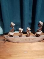 Antiek Afrikaans bootje met bemaning, Ophalen of Verzenden, 20 - 50 cm, Hout, Modern