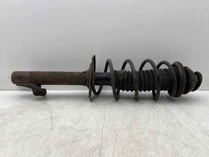 Amortisseur avant gauche d'un Peugeot 107, Autos : Pièces & Accessoires, Suspension & Châssis, Peugeot, Utilisé, 3 mois de garantie