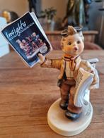 Hummel goebel extra extra kranten jongen, Ophalen of Verzenden, Hummel