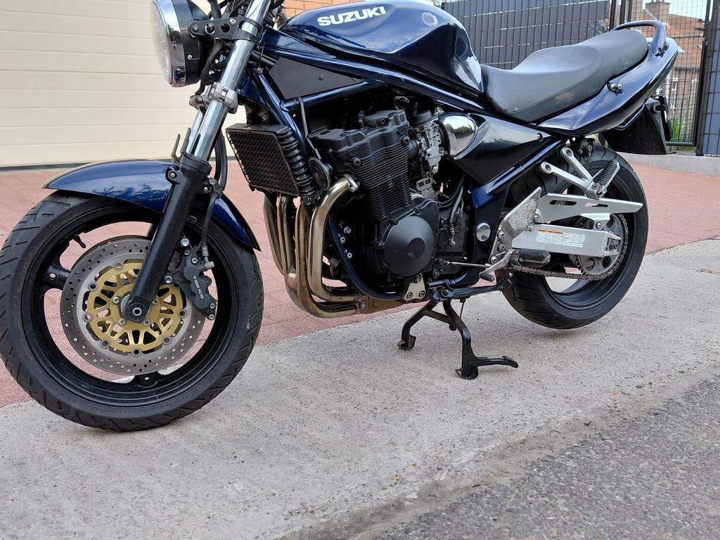 Suzuki Bandit 1200/2004 avec seulement 36 dkm en parfait éta, Motos, Plus de 35 kW, 4 cylindres, 1200 cm³, Naked bike