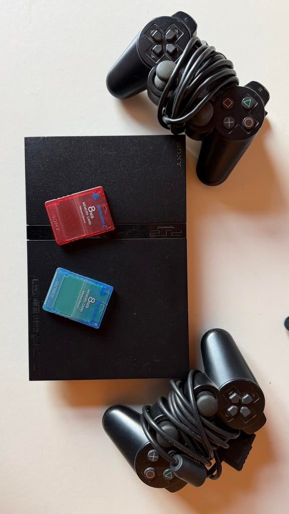 PS2 Slim + 11 jeux et 2 cartes mémoire, Consoles de jeu & Jeux vidéo, Enlèvement ou Envoi, Comme neuf, Slim