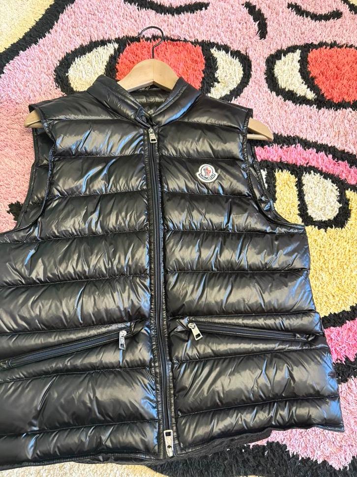 Moncler jacket, Handtassen en Accessoires, Tassen | Rugtassen, Nieuw, Overige merken, Ophalen of Verzenden