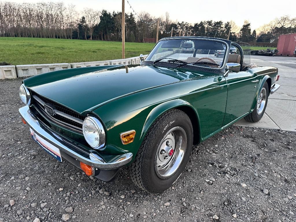 Triumph TR6, Autos, Achat, 2500 cm³, Entreprise, Boîte manuelle
