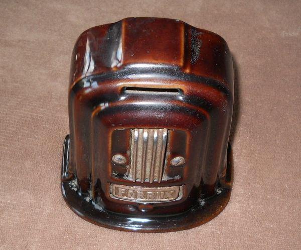 Tirelire en fonte émaillée FOBRUX, Collections, Tirelires, Utilisé, Enlèvement ou Envoi