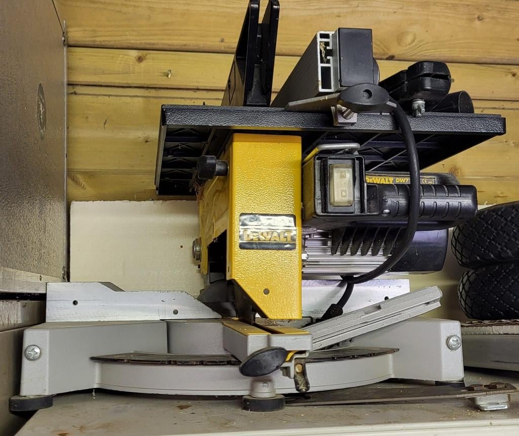 Dewalt Zaag DW711, Doe-het-zelf en Bouw, Gereedschap | Zaagmachines, Ophalen, Gebruikt, Overige typen, Dewalt