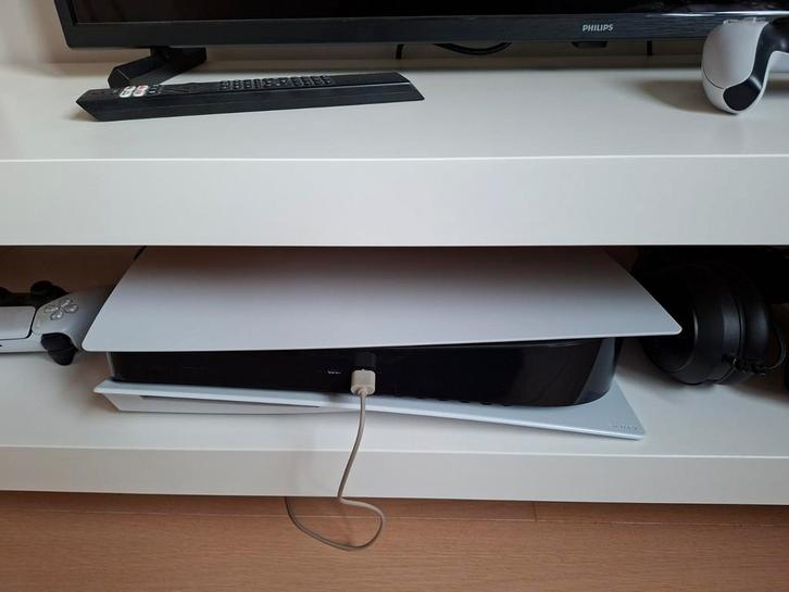 Playstation 5 disc, 2 controllers en 2 games (battlefield 6), Consoles de jeu & Jeux vidéo, Consoles de jeu | Sony PlayStation 5