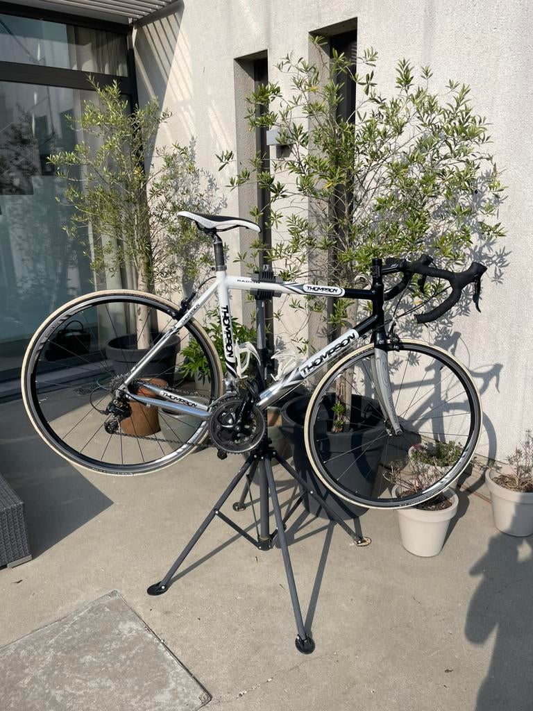 Thompson radon, Fietsen en Brommers, 28 inch, Aluminium, Zo goed als nieuw, 57 tot 61 cm