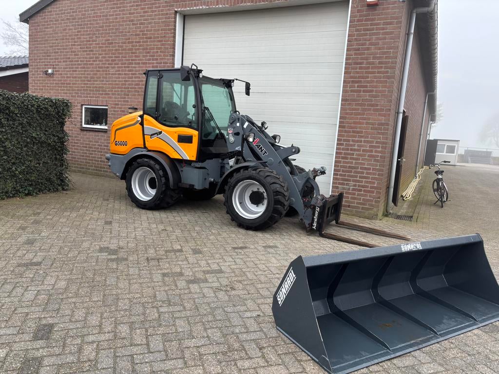 Giant G5000 DC-Z hef Kniklader shovel wiellader (2021), Ophalen