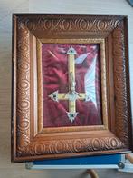 Kruis met kader, Ophalen