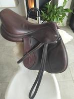 Ikonic springzadel, Dieren en Toebehoren, Paarden en Pony's | Zadels, Ophalen, Zo goed als nieuw, Springen