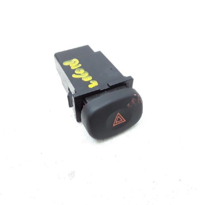 ALARMLICHTEN SCHAKELAAR Hyundai Accent II / Excel II / Pony, Auto-onderdelen, Gebruikt, Hyundai