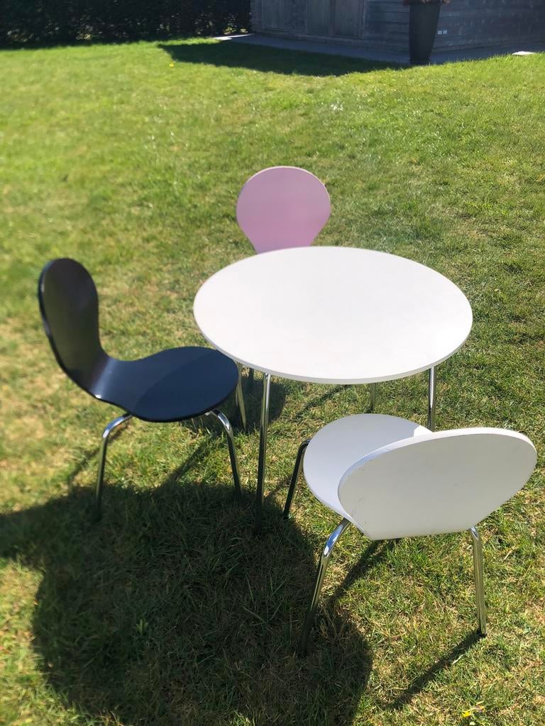 Tafeltje met 3 stoeltjes heel design, Ophalen, Gebruikt