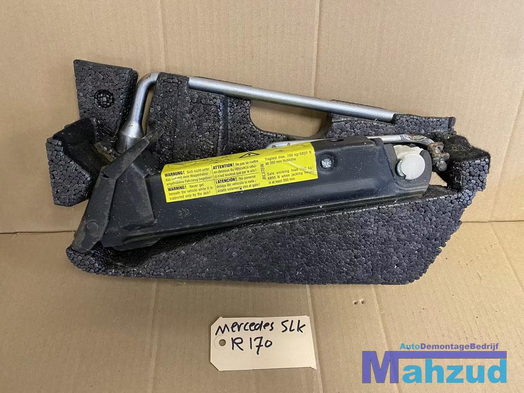 Mercedes SLK R170 krik, Autos : Pièces & Accessoires, Pneus & Jantes, Info@fabrikant.eu, Fabrikant BV, Fabrikantstraat 1
1000 AA  Amsterdam, NL