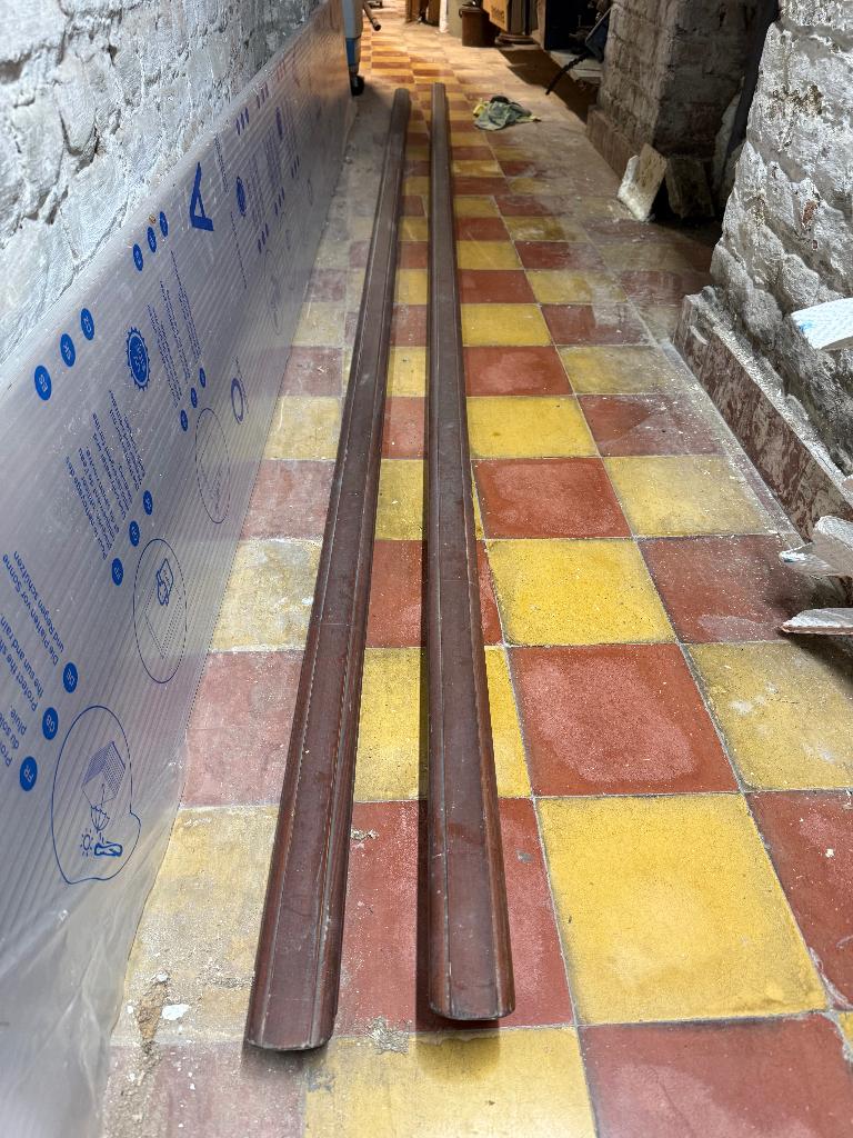 Twee trapleuningen 3,65 m, Ophalen