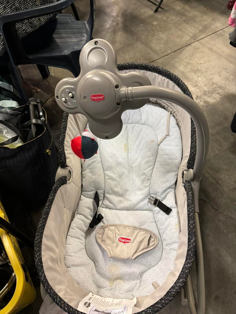 Berceau musical, Enlèvement, Comme neuf, Autres marques