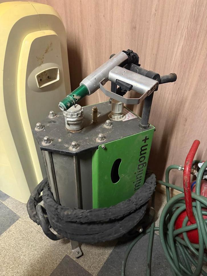 Pack complet aérogommeuse MINIGOM + compresseur PULS’AIR 240, Diensten en Vakmensen, Aannemers, Onderhoud of Restauratie, Verbouw of Aanbouw