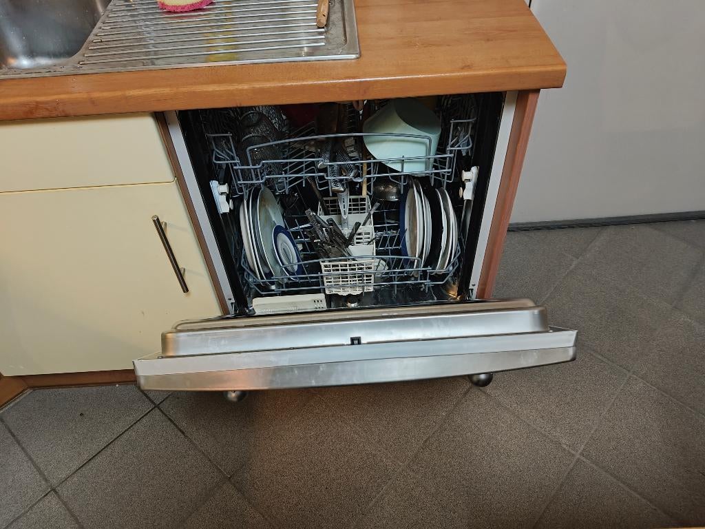 Vaatwasser, Programme éco, 85 à 90 cm, Encastré, Enlèvement