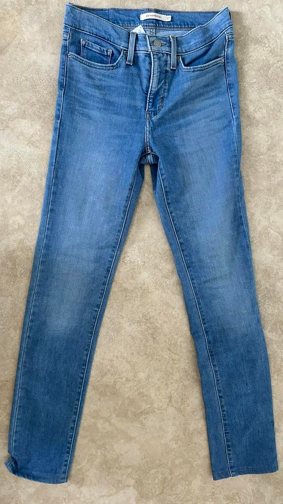 Levi’s 27x32, Kleding | Dames, Spijkerbroeken en Jeans, Ophalen of Verzenden, Zo goed als nieuw, Blauw