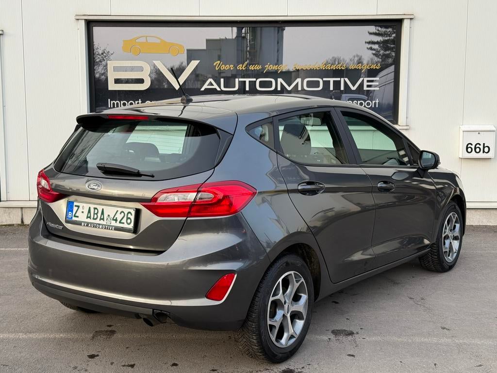 Ford Fiesta 1.1i ti-vct - Bluetooth - Elek spiegels - AIRCO, Auto's, Voorwielaandrijving, Stof, 115 g/km, Bedrijf