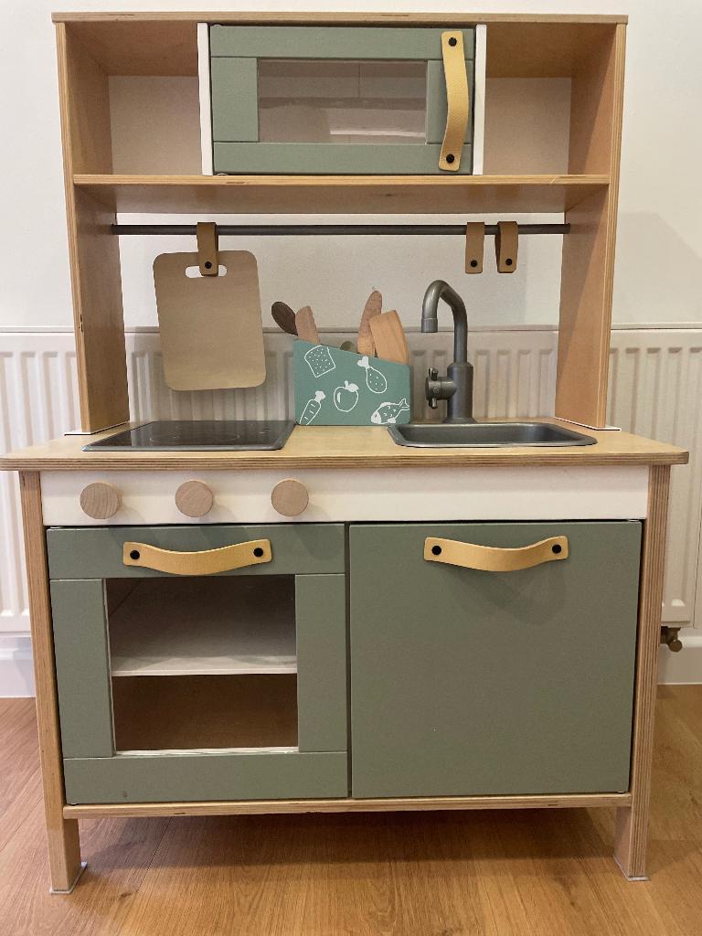 Opgewaardeerd Duktig Ikea-keukentje, Ophalen, Gebruikt, Hout, Speelkeuken
