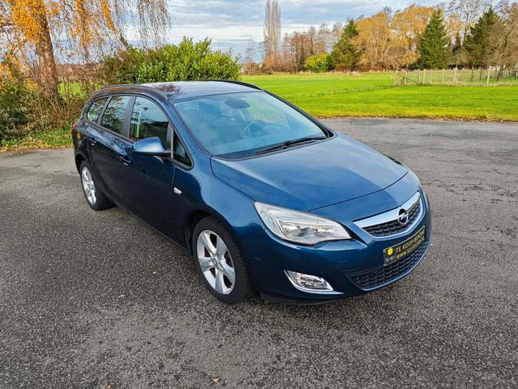Opel Astra Astra 1.6 Caravan Selection Comfort, Autos, Opel, Entreprise, Achat, Astra, ABS, Airbags, Air conditionné, Alarme, Ordinateur de bord