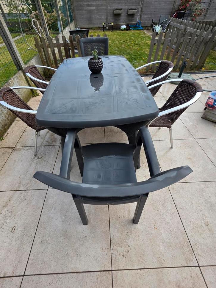 Table de jardin avec 6 chaises de jardin + 2 tables d'appoin, Jardin & Terrasse, Tables de jardin, Utilisé, Rectangulaire, Enlèvement