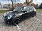 Zeer mooie Mini 5D 2021 in top staat met veel opties ., Auto's, Voorwielaandrijving, 75 kW, Stof, Zwart