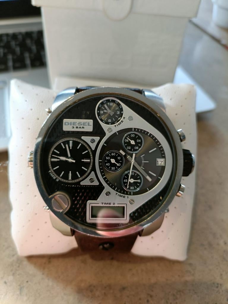 Diesel uurwerk, Ophalen of Verzenden