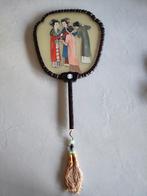 Éventail chinois en verre brodé, Enlèvement