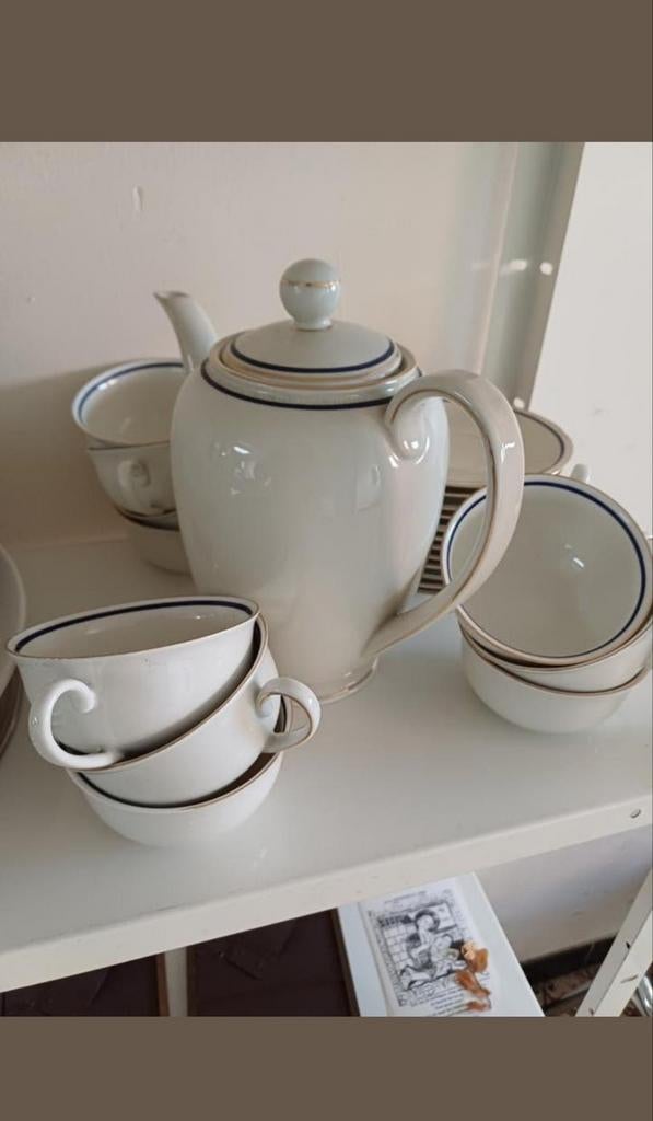 Koffie servies Bavaria, Ophalen