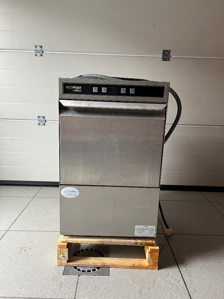 Glazenwasser Hobart Ecomax, Ophalen