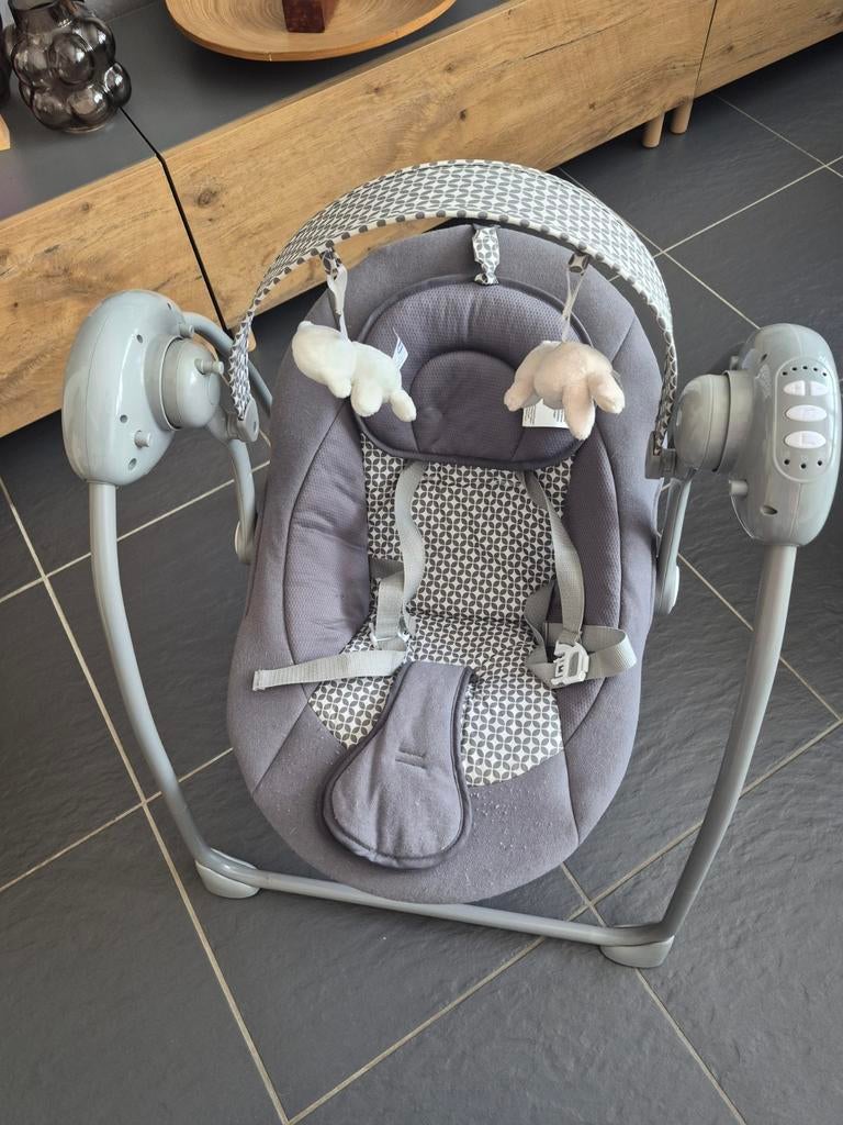 Wip,schommelstoelen met muziek, Kinderen en Baby's, Ophalen