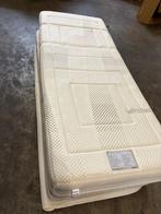 Te koop: 2x Lattoflex Zit Balance Sensueel matras (90x200), Enlèvement ou Envoi, Comme neuf, Matelas
