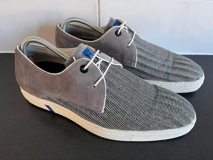 Floris van Bommel sneakers maat 9 / 43, Kleding | Heren, Schoenen, Zo goed als nieuw, Sneakers, Overige kleuren, Ophalen of Verzenden