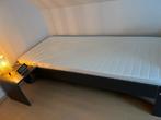 1-persoons bed met nachttafel, Huis en Inrichting, Slaapkamer | Bedden, Ophalen, Overige materialen, Gebruikt, 90 cm