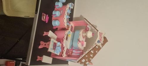 Compleet vintage barbie ski fun chocolate shop, Kinderen en Baby's, Speelgoed | Poppenhuizen, Zo goed als nieuw, Poppenhuis, Ophalen of Verzenden