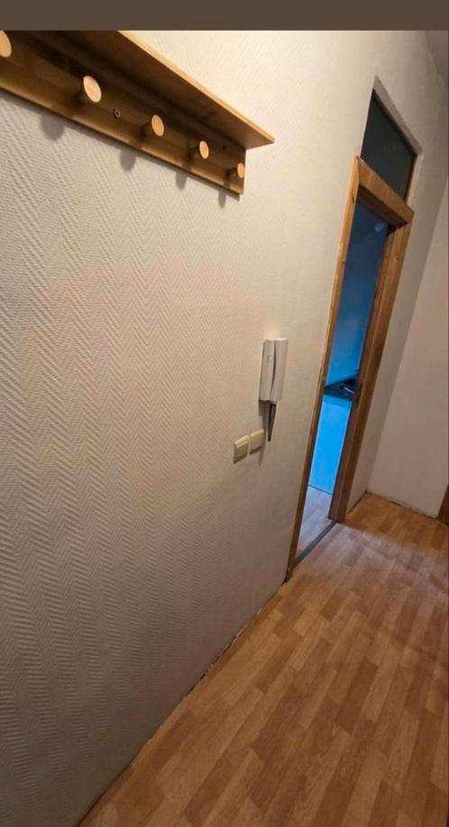 Studio, peut faire office de bureau., Immo, Appartementen en Studio's te huur