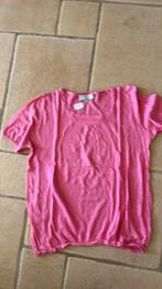 Prachtige T-shirt maat small essentiel antwerp of 16 jaar, Vêtements | Femmes, T-shirts, Comme neuf, Enlèvement ou Envoi