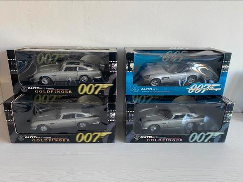 1:18 Autoart 007 James Bond 3x Aston Martin DB5 & BMW Z8, Hobby en Vrije tijd, Modelauto's | 1:18, Zo goed als nieuw, Auto, Autoart