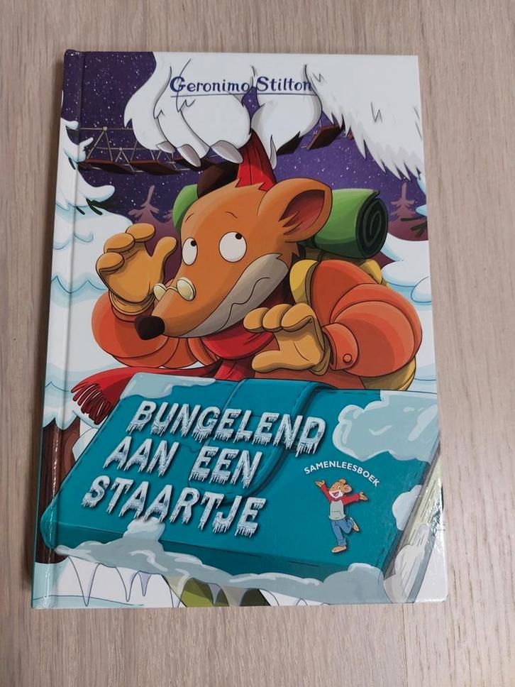 Geronimo Stilton - Bungelend aan een staartje, Boeken, Kinderboeken | Jeugd | onder 10 jaar, Zo goed als nieuw, Ophalen of Verzenden