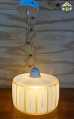 Vintage glazen hanglamp gouden accent space age plafondlamp, Antiek en Kunst, Ophalen of Verzenden