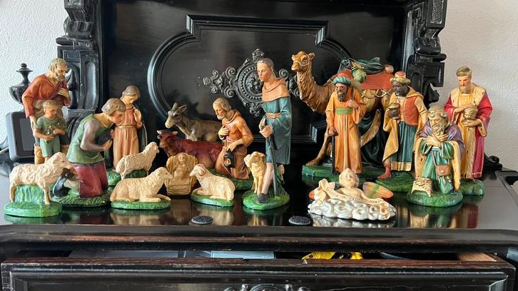 Enkele prachtige gipsen niet alledaagse kerstgroepen izgs, Antiek en Kunst, Antiek | Religieuze voorwerpen, Ophalen of Verzenden