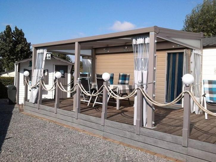 Stacaravan met staanplaats, Caravans en Kamperen, Stacaravans, tot en met 2, Ophalen of Verzenden