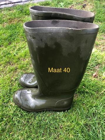 Rubberen laarzen maat 39 en 40 beschikbaar voor biedingen