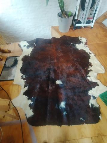 Tapis Koevel en cuir de vachette, Enlèvement ou Envoi, Comme neuf