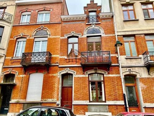 Maison te huur in Etterbeek, Immo, Huizen te huur, Vrijstaande woning, D